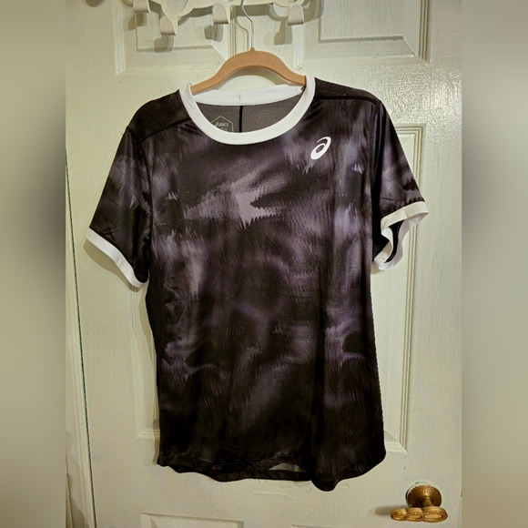 Asics Size L Black Athletic Top - Picture 1 of 3